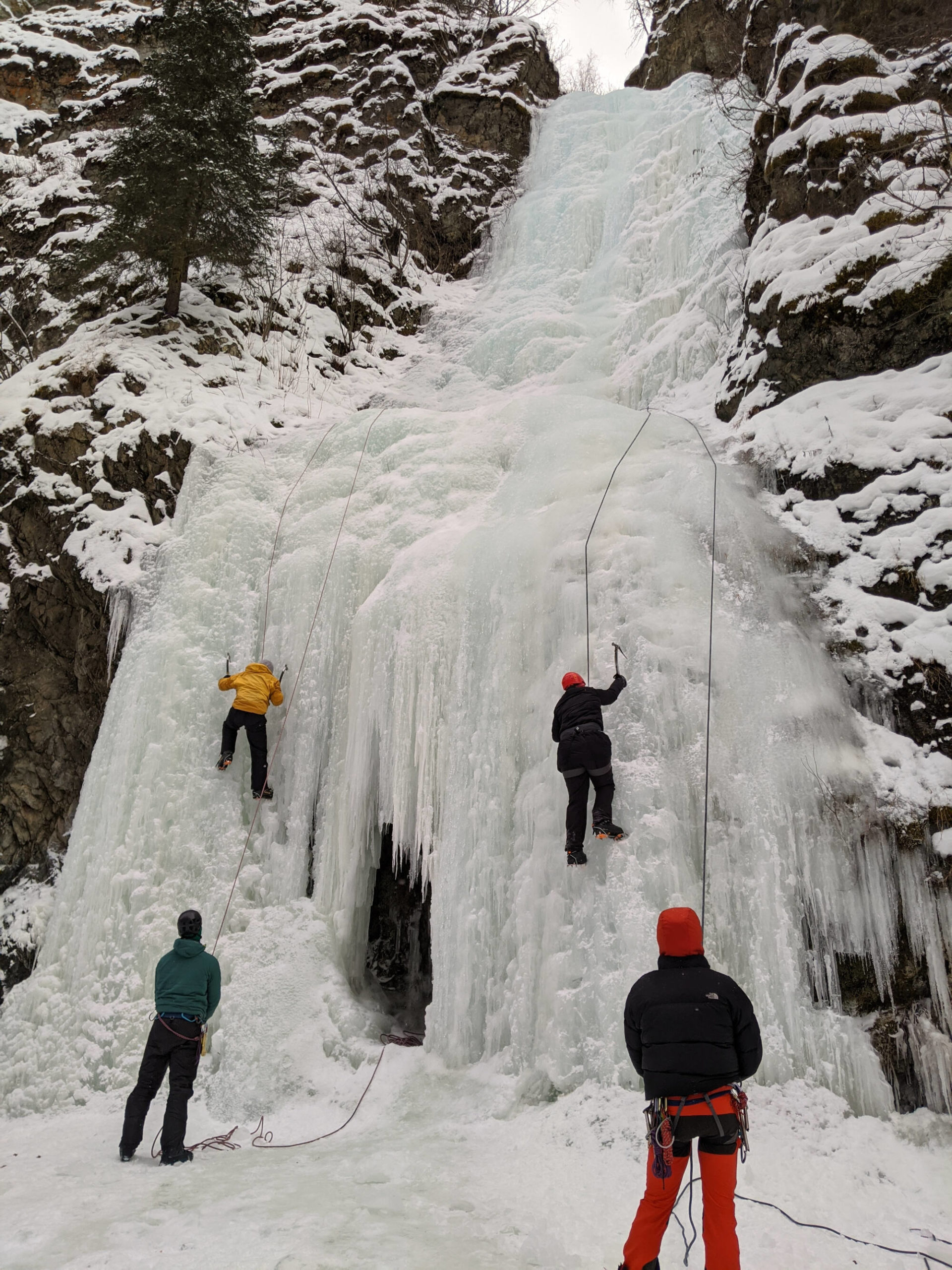 group ice climbing anchorage