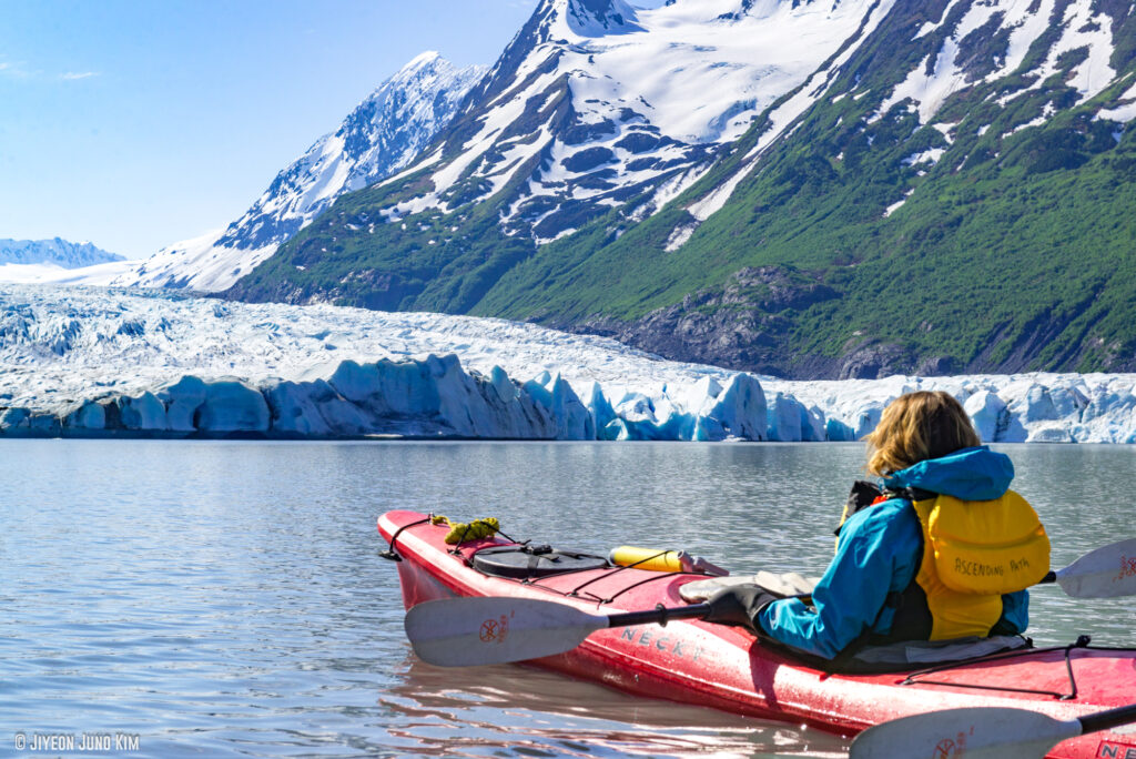 spencer glacier iceberg kayaking